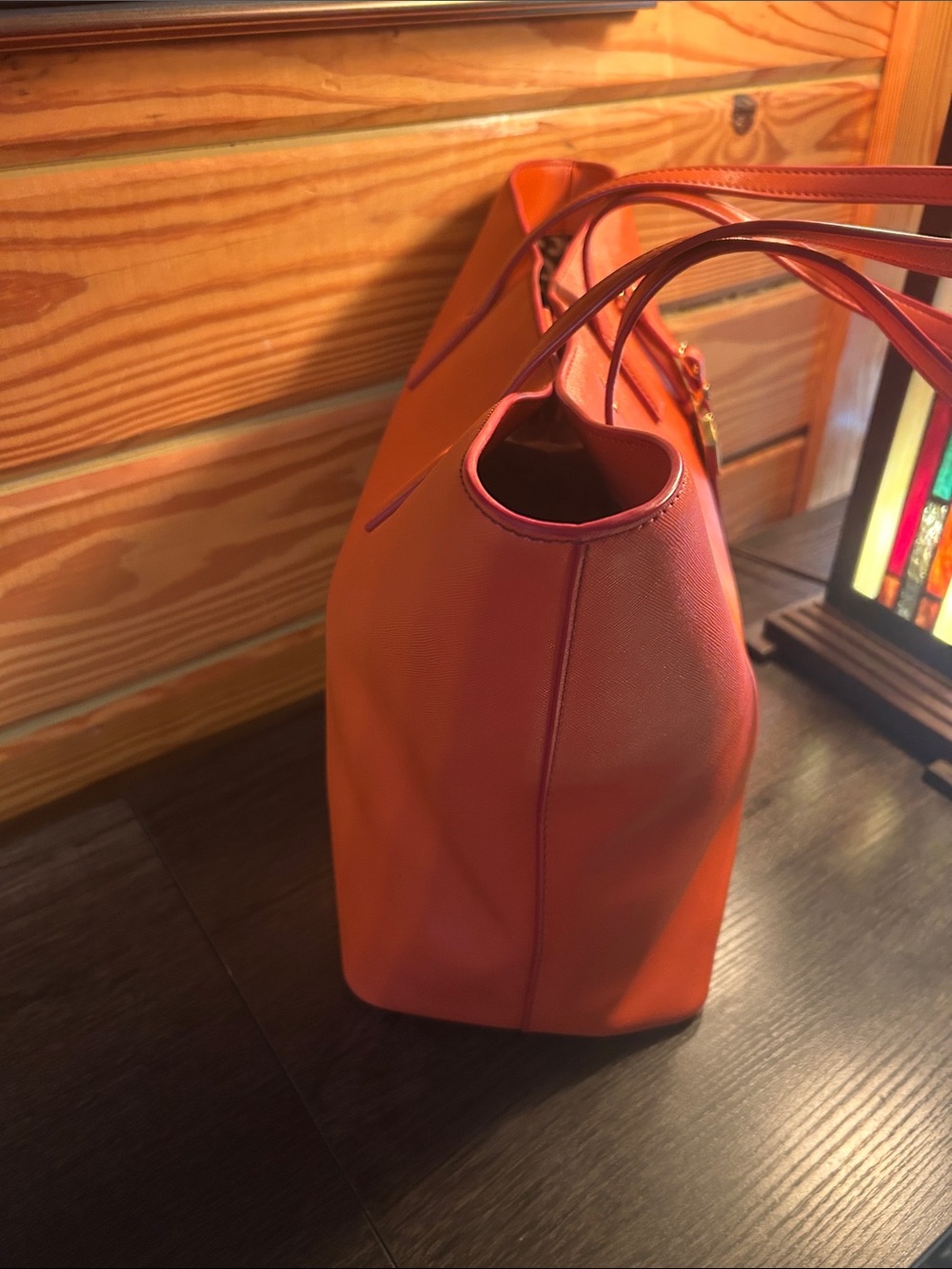 Marc Jacobs Large Orange Leather Tote with Luggage Tag - Picture 4 of 13